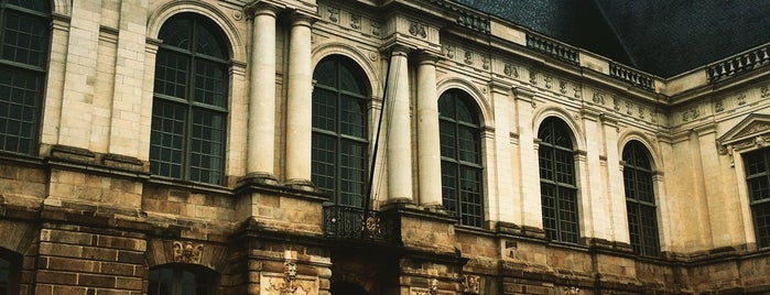 Palais du Parlement de Bretagne is one of France to do list.