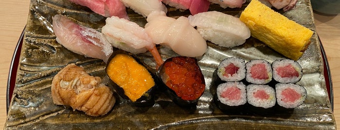 美登利寿司 is one of The 15 Best Places for Fresh Seafood in Tokyo.