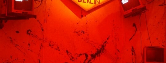 Salon zur wilden Renate is one of Travel Guide to Berlin.