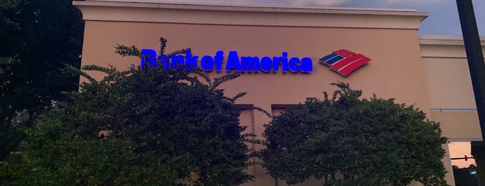 Bank of America is one of Tempat yang Disukai Brynn.