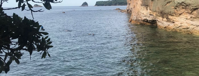 Gemstone Bay is one of Lugares favoritos de Katya.