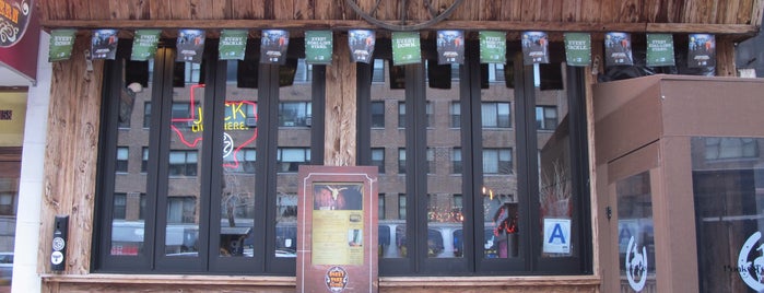 Honky Tonk Tavern is one of Lugares favoritos de Brad.