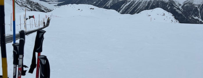 Corviglia (2489m) is one of Bucket List Skiing.