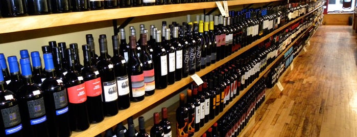Printers Row Wine Shop is one of Chicago Craft Beer Liquor Stores.