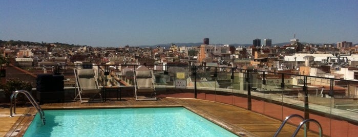 Hotel 1898 Rooftop Pool is one of Barcelona: bars, lounge, nightclubs.