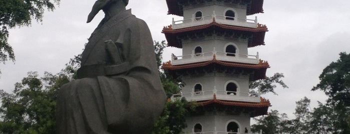 Chinese Garden is one of Tempat yang Disimpan mpjan.