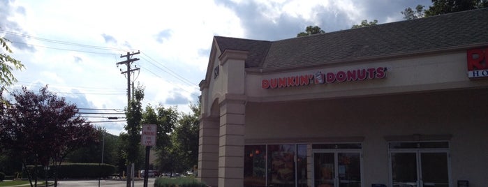 Dunkin' is one of Mario’s Liked Places.