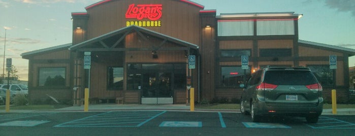 Logan's Roadhouse is one of The1JMAC : понравившиеся места.