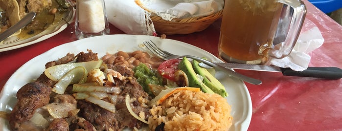 Restaurante El Apantle is one of Yummy, yummy ....