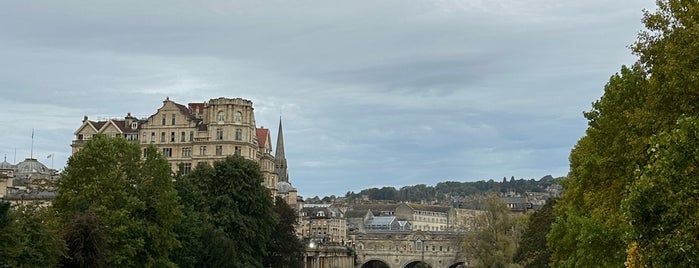 River Avon is one of Orte, die Yang gefallen.