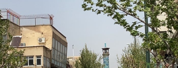 Pamenar Street is one of Downtown Tehran.