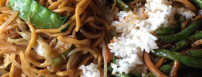 Lin's Asian Fusion is one of azn food in pitt.