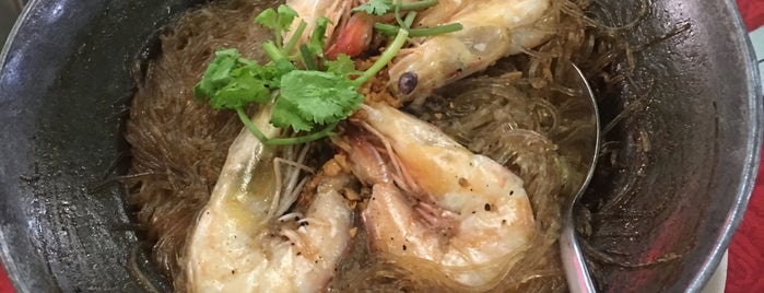 Iyara Thai Cuisine is one of Posti che sono piaciuti a Ee Leen.