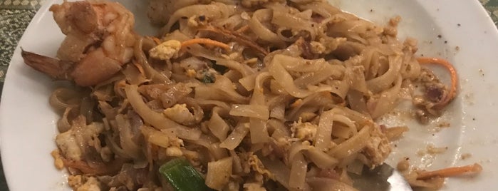 Aroi Thai is one of Yummy.