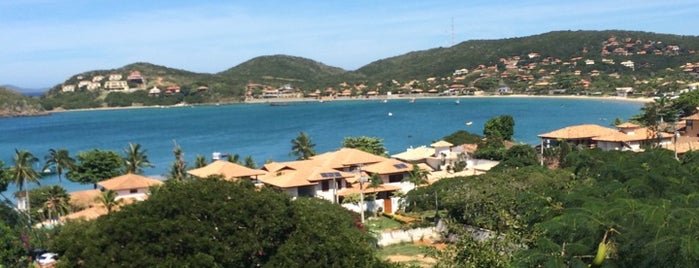 Praia da Ferradura is one of LUGARES.