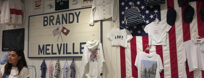 Brandy Melville is one of München.