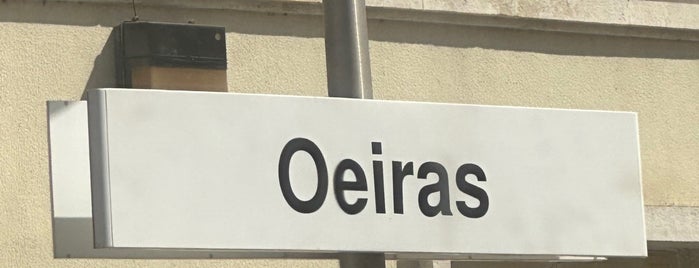 Estação Ferroviária de Oeiras is one of Transportes.