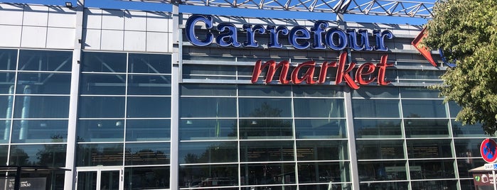 Carrefour Market is one of สถานที่ที่ Riann ถูกใจ.