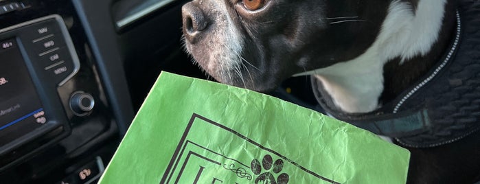 Le Marcel Dog Bakery is one of DOG FRIENDLY SF.