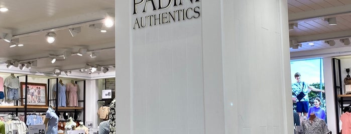 Padini Concept Store is one of Clothes, Gift Shop, Entertaintment.