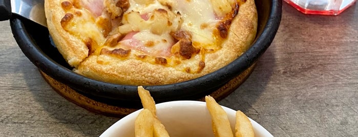 Pizza Hut is one of Favourite Hang Out.