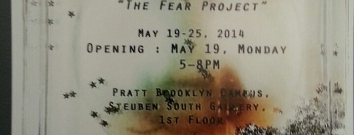"The Fear Project" By Yenim Jenny Park is one of Orte, die Christine gefallen.