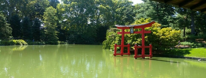 Brooklyn Botanic Garden is one of For my BK airbnb guests.