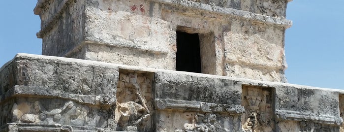 Zona Arqueológica de Tulum is one of Tempat yang Disukai Anna.