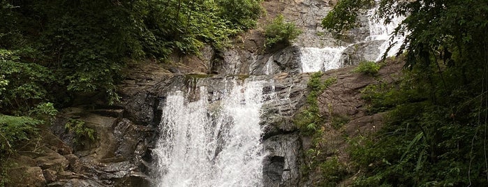 Lampi Waterfall is one of สถานที่ที่ Morris ถูกใจ.