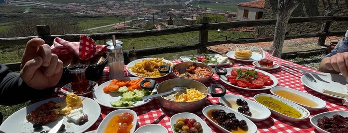 Mustafa Nin Gayfesi is one of Breakfast | Kahvaltı 🥞 🍳 🧇.
