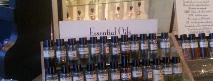 Escential Lotions & Oils is one of Places I love in pdx.