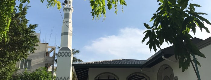 Masjidhul Ikhlaas is one of Mosques in Malé.