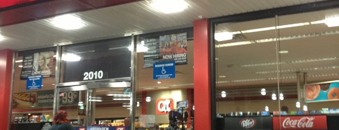 QuikTrip is one of Locais curtidos por Marcie.