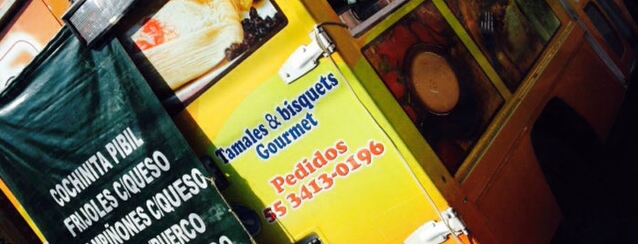 tamales & bisquets gourmet is one of Orte, die Sergio gefallen.