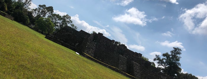 Zona arqueológica Teopanzolco is one of Cuernavaca.