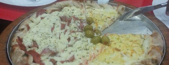 Pizzaria Alandelon is one of Zona Norte.