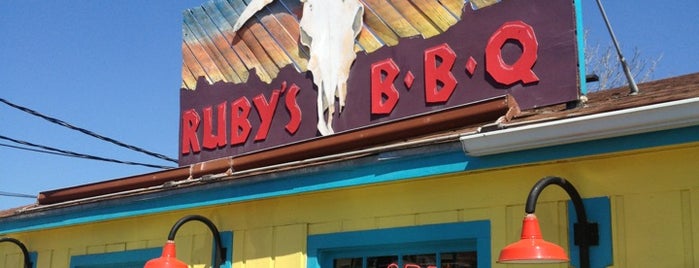 Ruby's BBQ is one of สถานที่ที่บันทึกไว้ของ Chris.