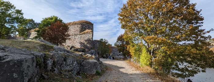 Suomenlinnan Rauniot / Suomenlinna Fortress Ruins is one of Helsinki 🇫🇮.