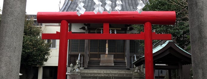 新玉稲荷神社 is one of 神社.