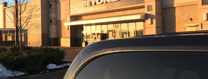 Bed Bath & Beyond is one of Want to go there.