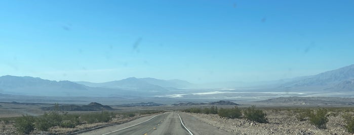 Rock Field In Death Valley is one of Costa Oeste.