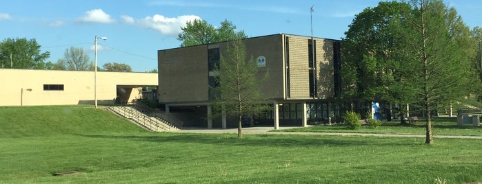 Riverview Gardens High School is one of Frequent Check-in.
