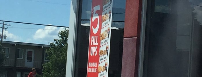 KFC is one of Orte, die Dana gefallen.