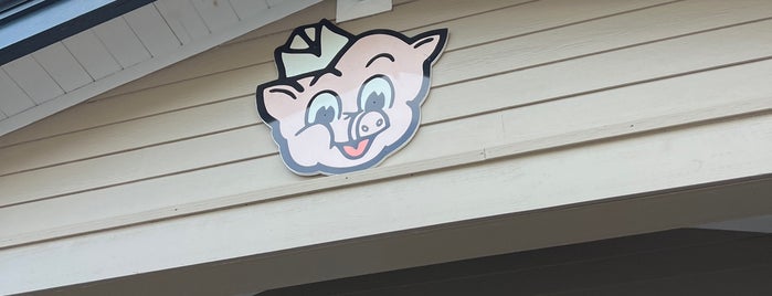 Piggly Wiggly is one of Hilton Head Awesomeness.