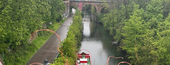 König-Albert-Brücke is one of Leipziger West-Tour.