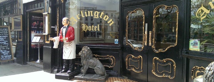 Arlington Hotel is one of Bars In Europe I've visited..