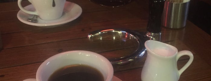 drip coffee | ist is one of Doğa 님이 좋아한 장소.