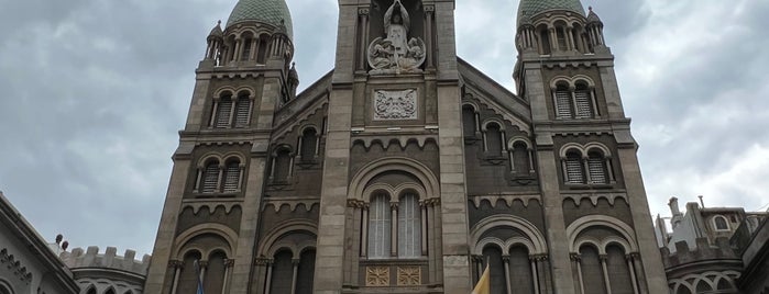 Basílica del Santísimo Sacramento is one of Orte, die Maru gefallen.