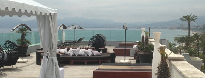 Radisson Blu 1835 Hotel & Thalasso is one of Cannes, France.