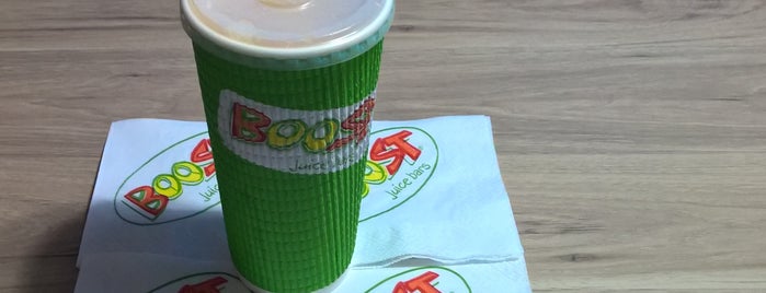 Boost Juice Bars is one of Chileando.